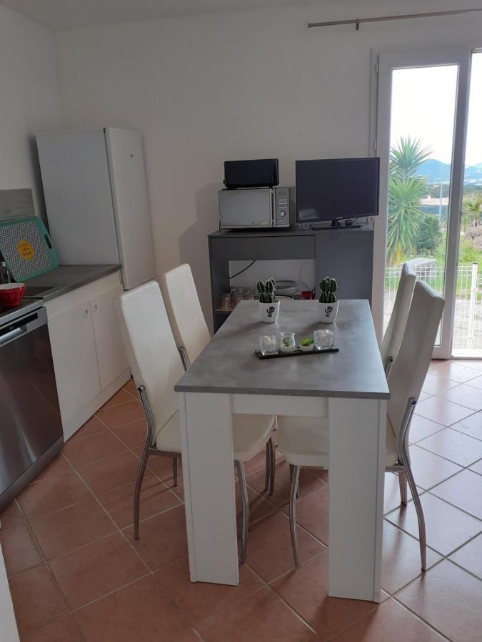 Logement calme et agréable à proximité d'Ajaccio Canale Cabanes Extérieur photo