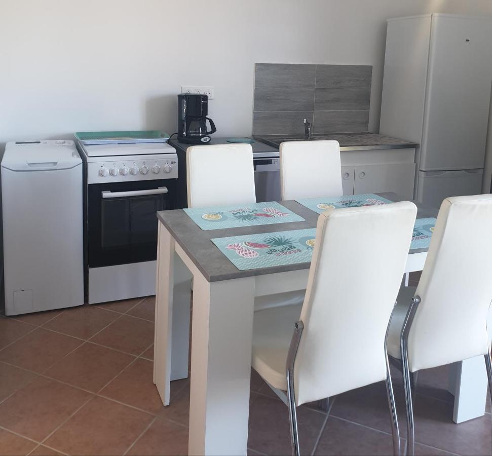 Logement calme et agréable à proximité d'Ajaccio Canale Cabanes Extérieur photo